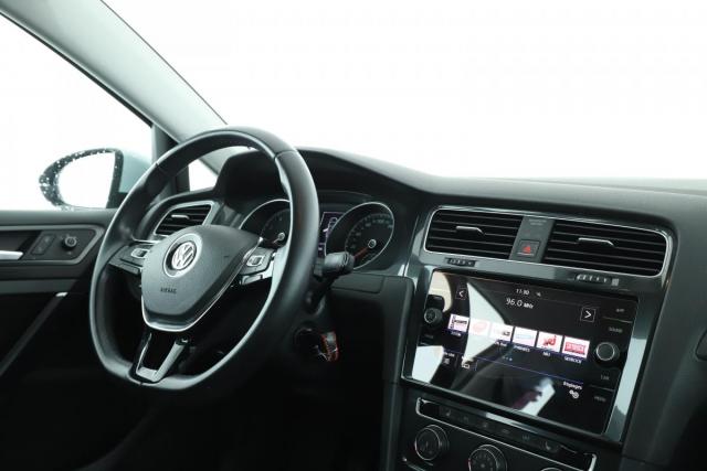 Volkswagen Golf image 2