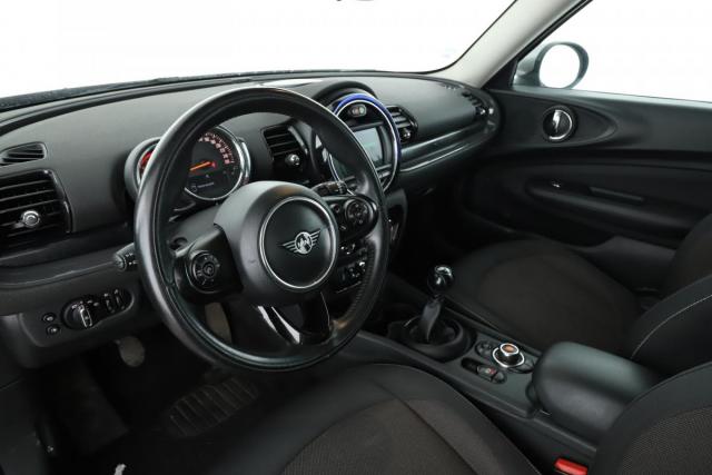 Mini Clubman image 8