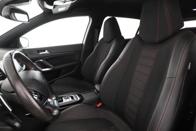 Peugeot 308 image 4
