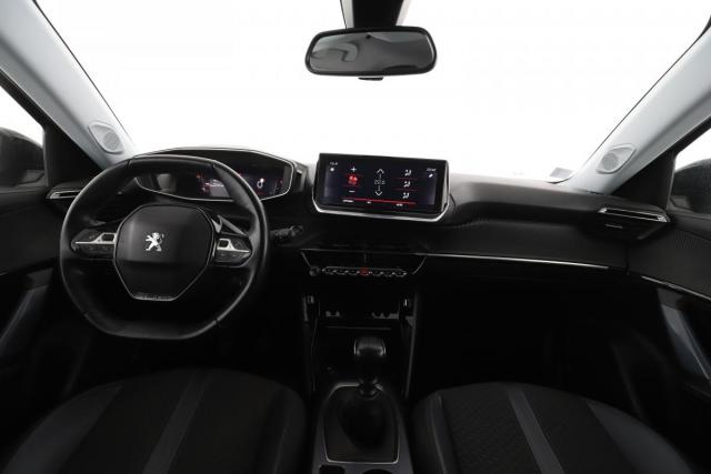 Peugeot 2008 image 7