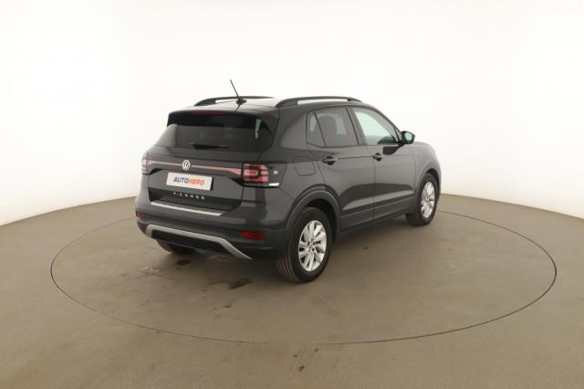 Volkswagen T-Cross image 1