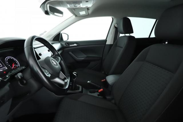 Volkswagen T-Cross image 6