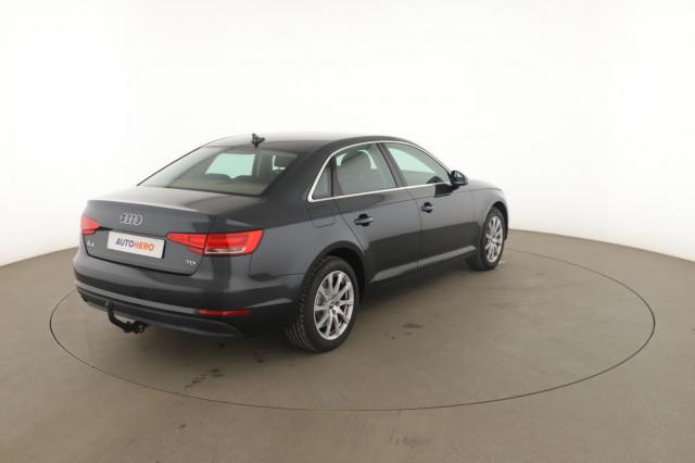 Audi A4 image 2