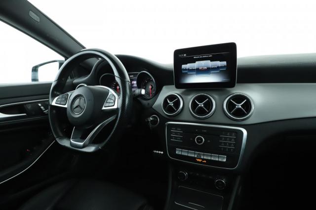 Mercedes Benz Cla Shooting Brake image 6