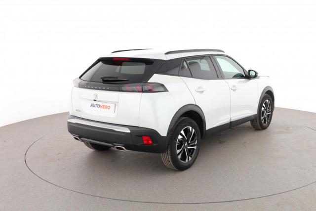 Peugeot 2008 image 8