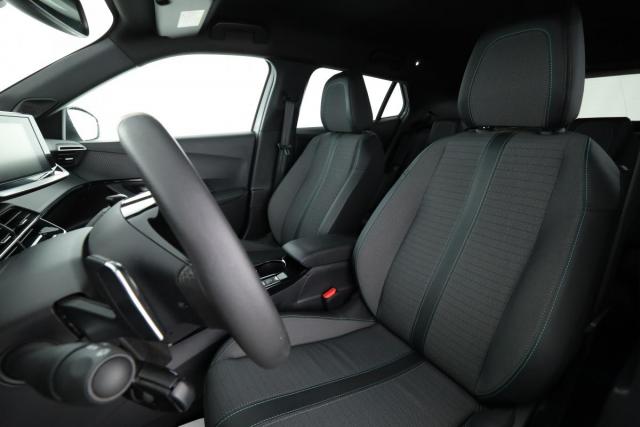 Peugeot 2008 image 9