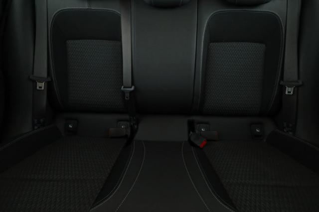 Opel Astra image 7