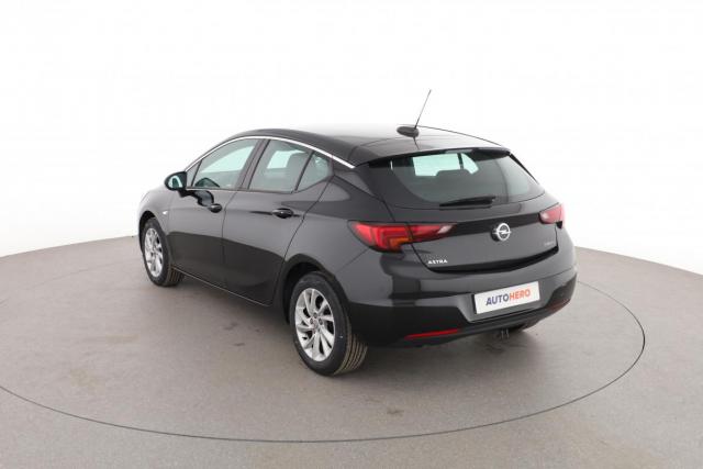 Opel Astra image 8