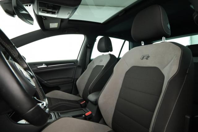 Volkswagen Golf image 5