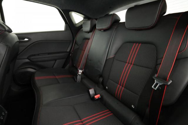 Renault Captur image 8