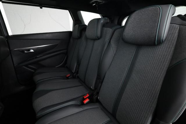 Peugeot 5008 image 9