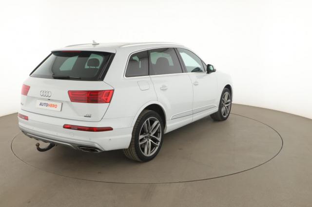 Audi Q7 image 9