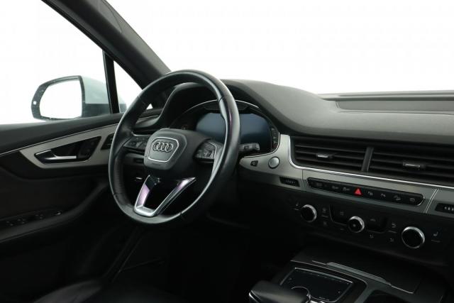 Audi Q7 image 8