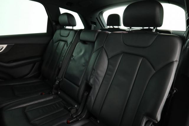 Audi Q7 image 7