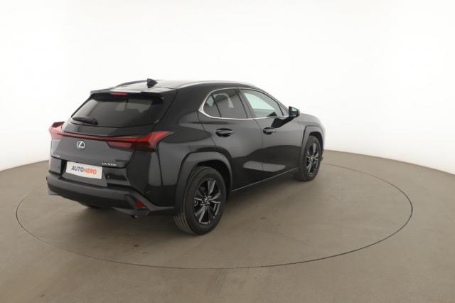 Lexus Ux image 1