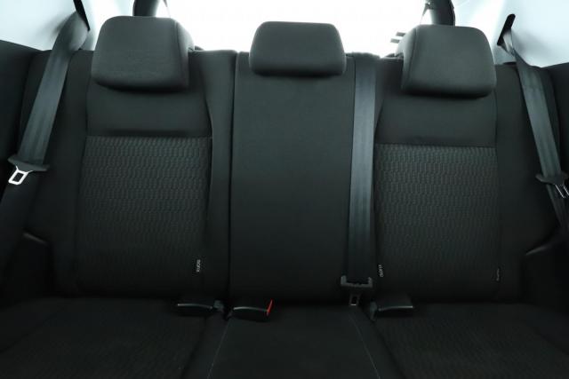 Peugeot 208 image 8