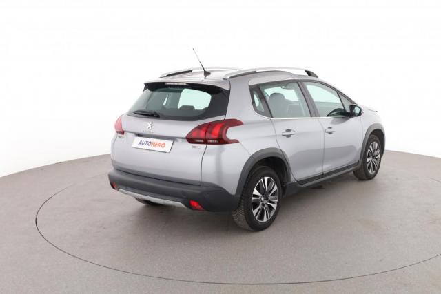 Peugeot 2008 image 1