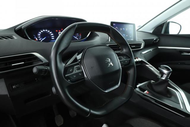 Peugeot 3008 image 1