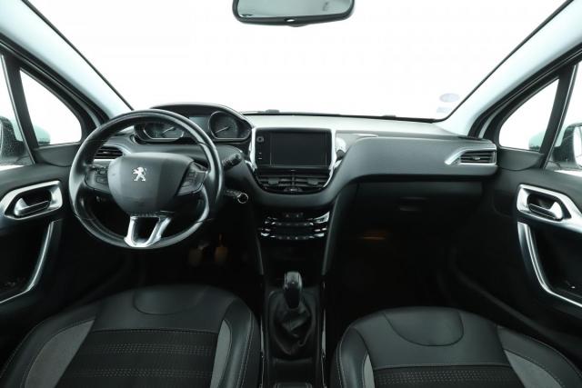 Peugeot 2008 image 4