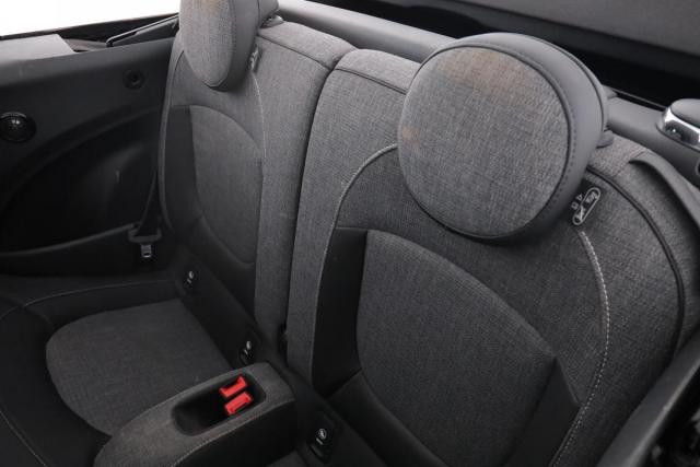 Mini Cabrio image 3