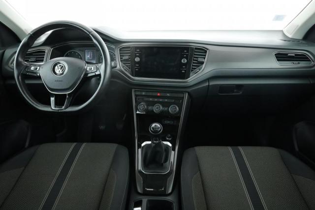 Volkswagen T-Roc image 1