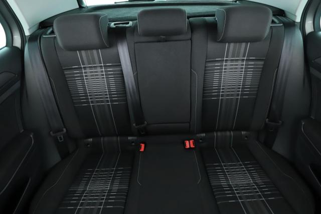 Volkswagen Golf image 1