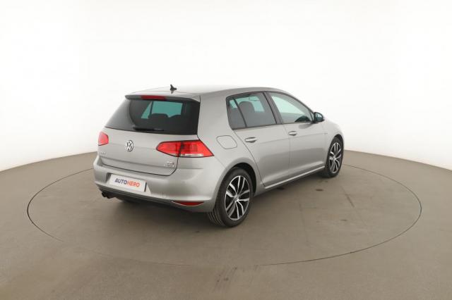 Volkswagen Golf image 2