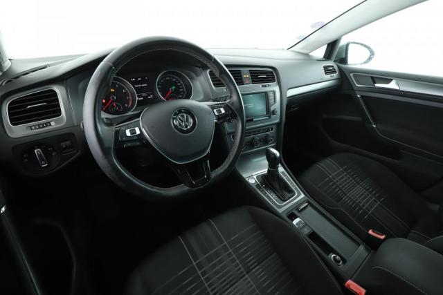 Volkswagen Golf image 5