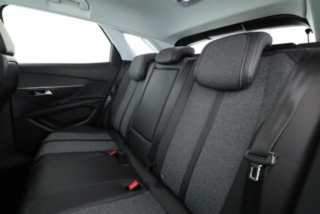 Peugeot 3008 image 9