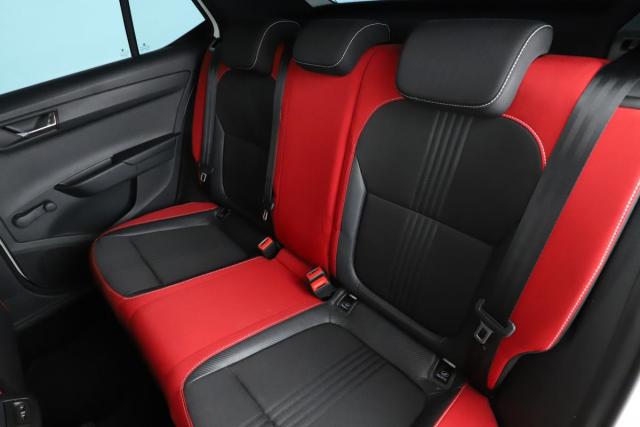 Skoda Fabia image 5