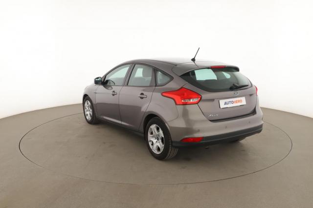 Ford Focus image 6