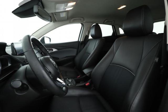 Mazda Cx-3 image 8