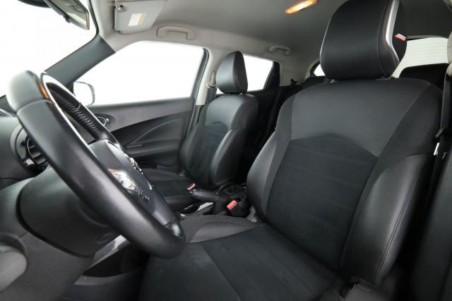 Nissan Juke image 3