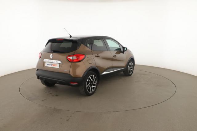 Renault Captur image 1