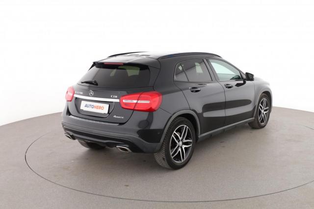 Mercedes Benz Gla image 3