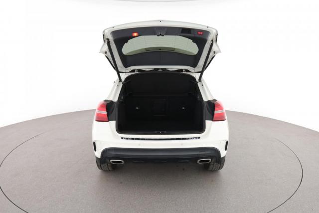 Mercedes Benz Gla image 6
