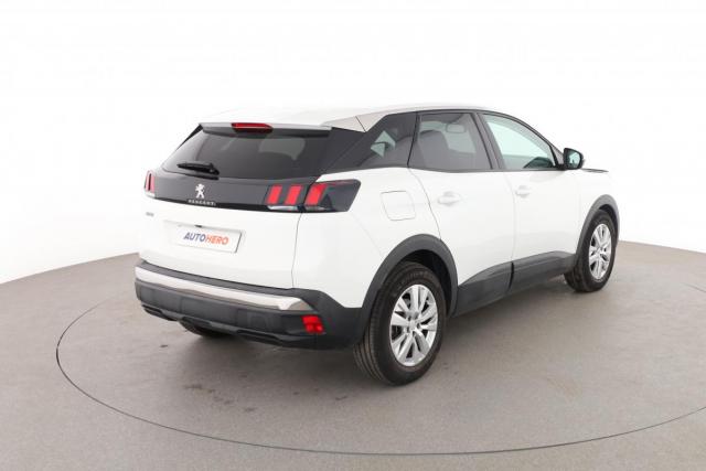 Peugeot 3008 image 2