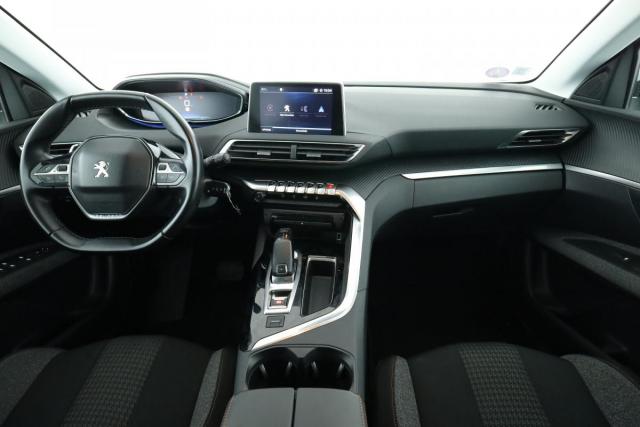 Peugeot 3008 image 3
