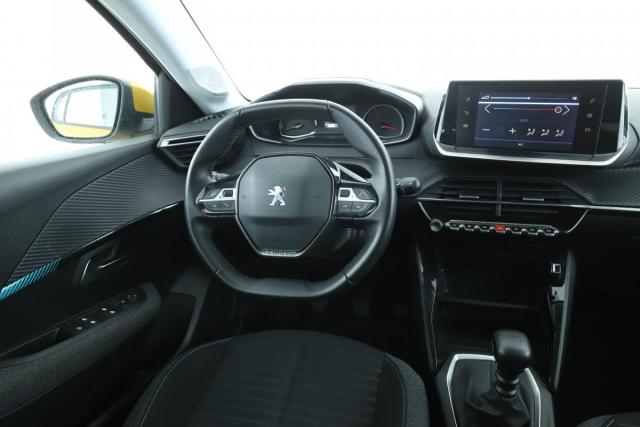 Peugeot 208 image 1