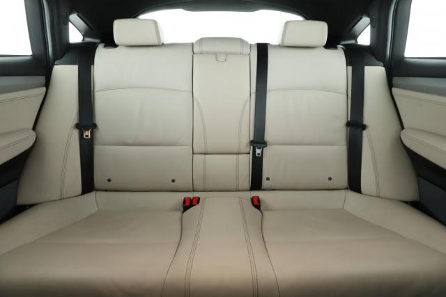 Bmw X4 image 7