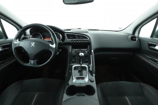 Peugeot 3008 image 8