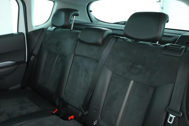Peugeot 3008 image 9
