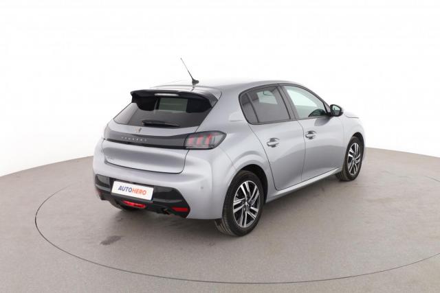 Peugeot 208 image 5