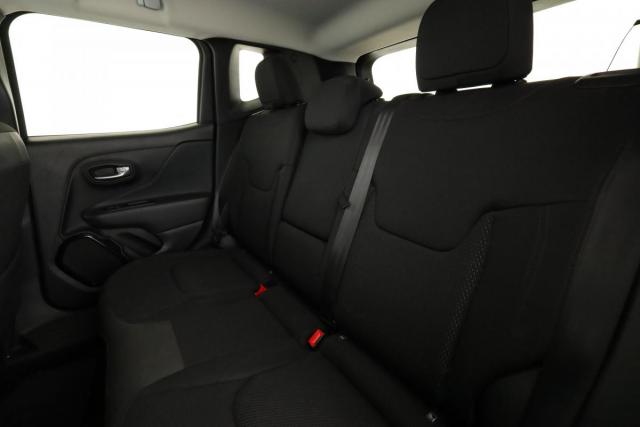 Jeep Renegade image 2