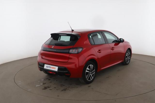 Peugeot 208 image 4
