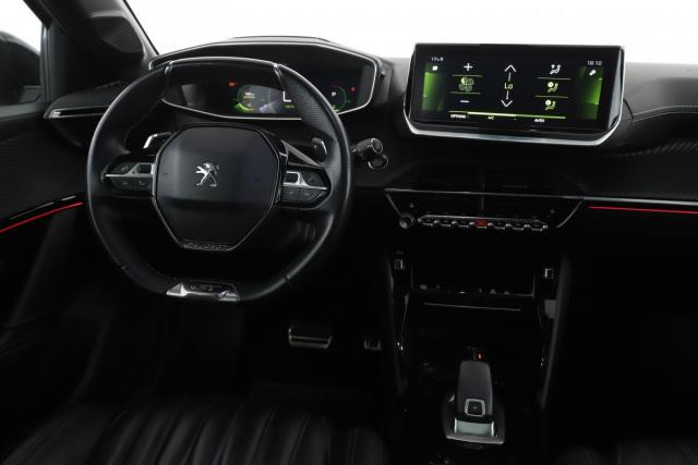 Peugeot 208 image 6
