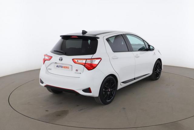 Toyota Yaris image 9