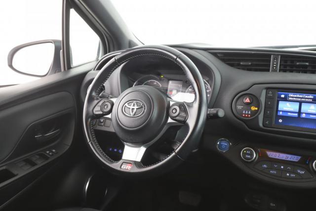 Toyota Yaris image 4