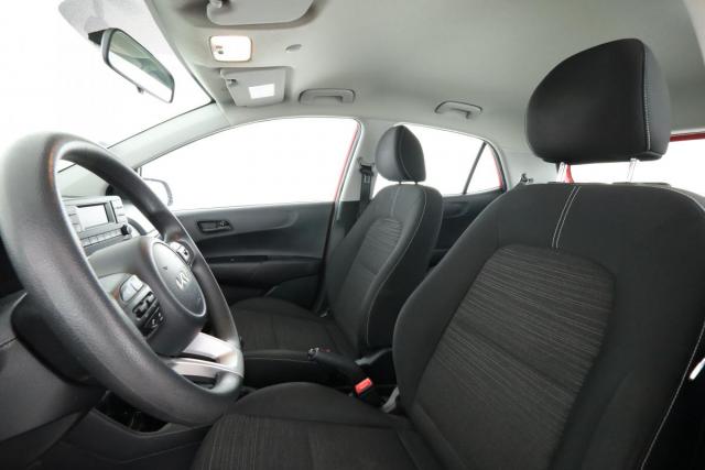 Kia Picanto image 6