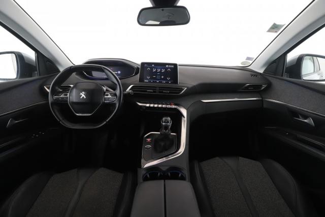 Peugeot 3008 image 6
